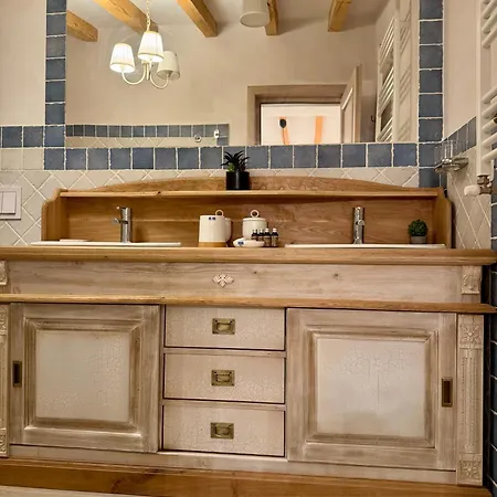 Luna * Μπρασόβ